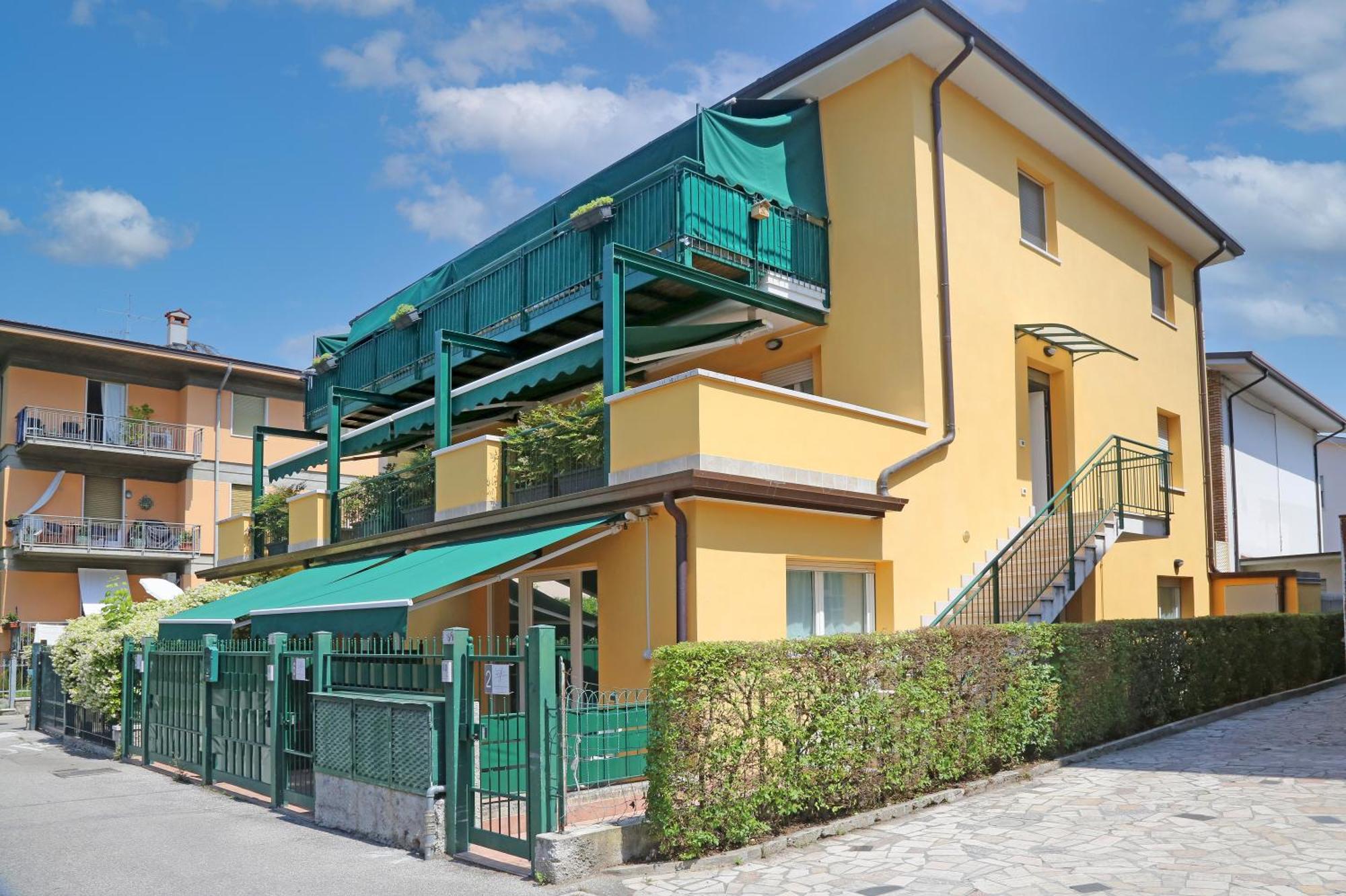 3V Apartments Бардолино Экстерьер фото