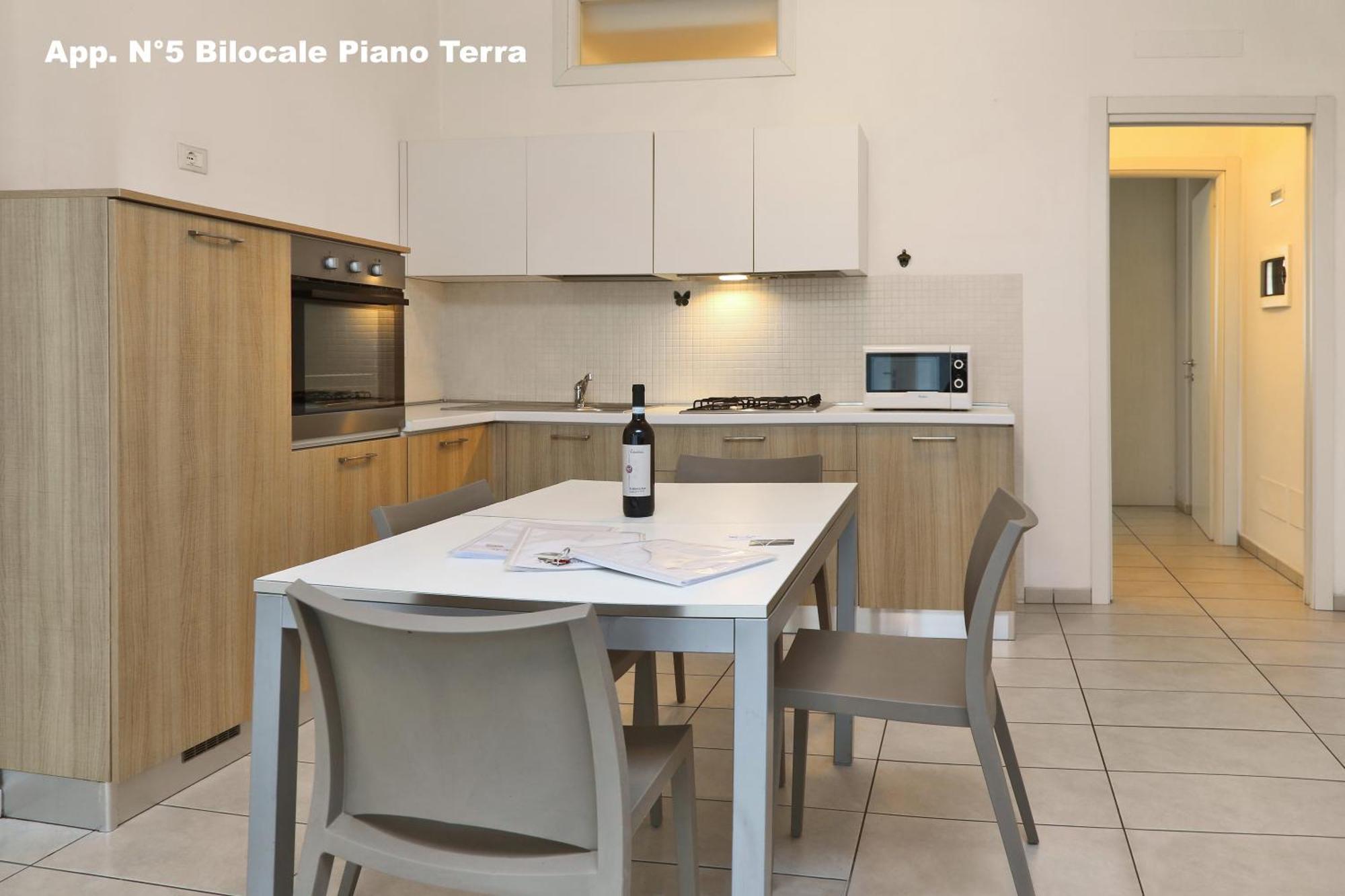 3V Apartments Бардолино Экстерьер фото