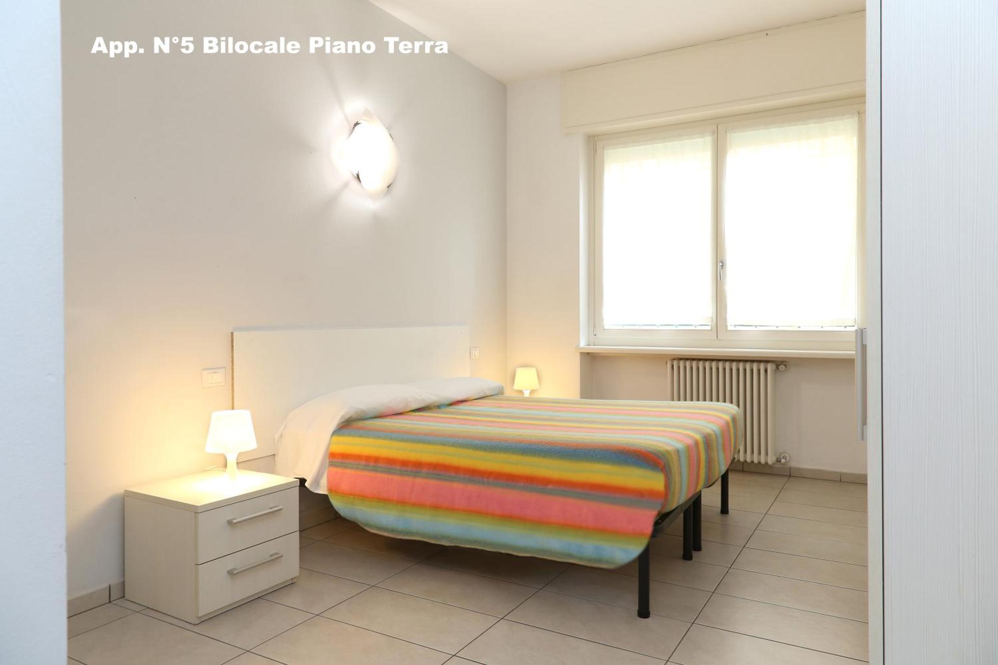 3V Apartments Бардолино Экстерьер фото