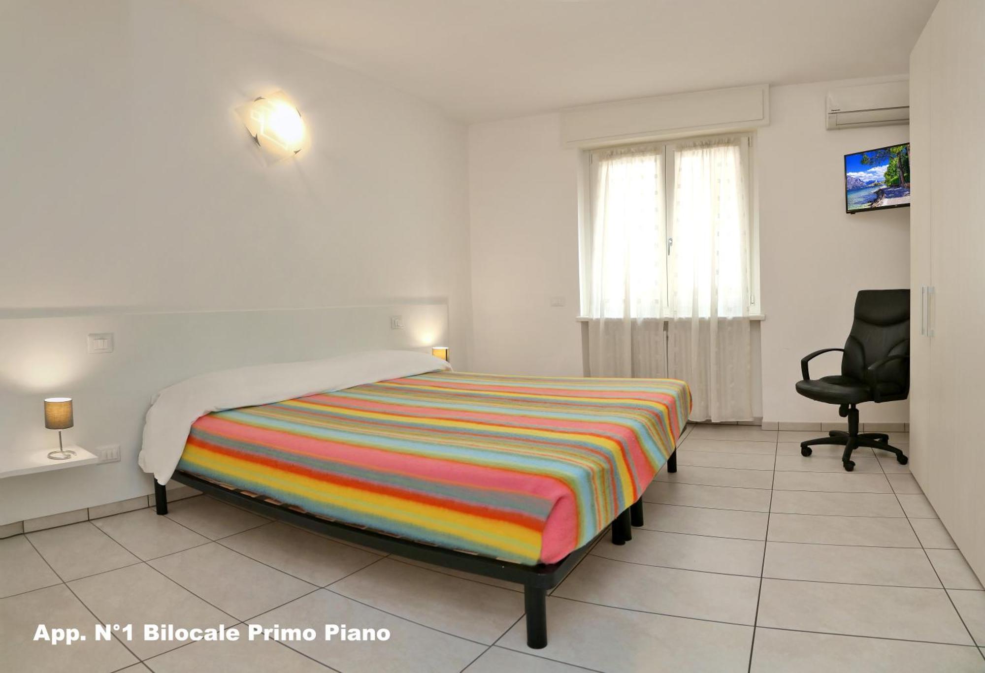 3V Apartments Бардолино Экстерьер фото