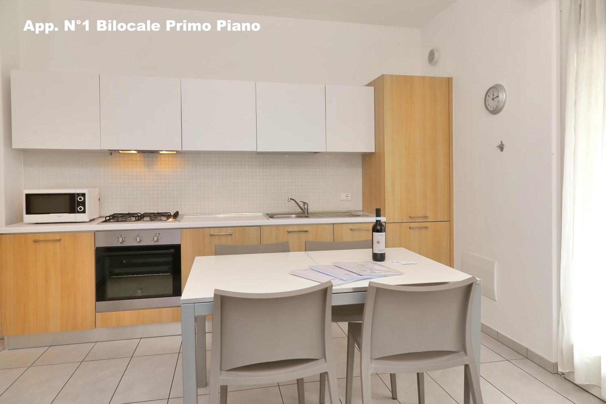 3V Apartments Бардолино Экстерьер фото