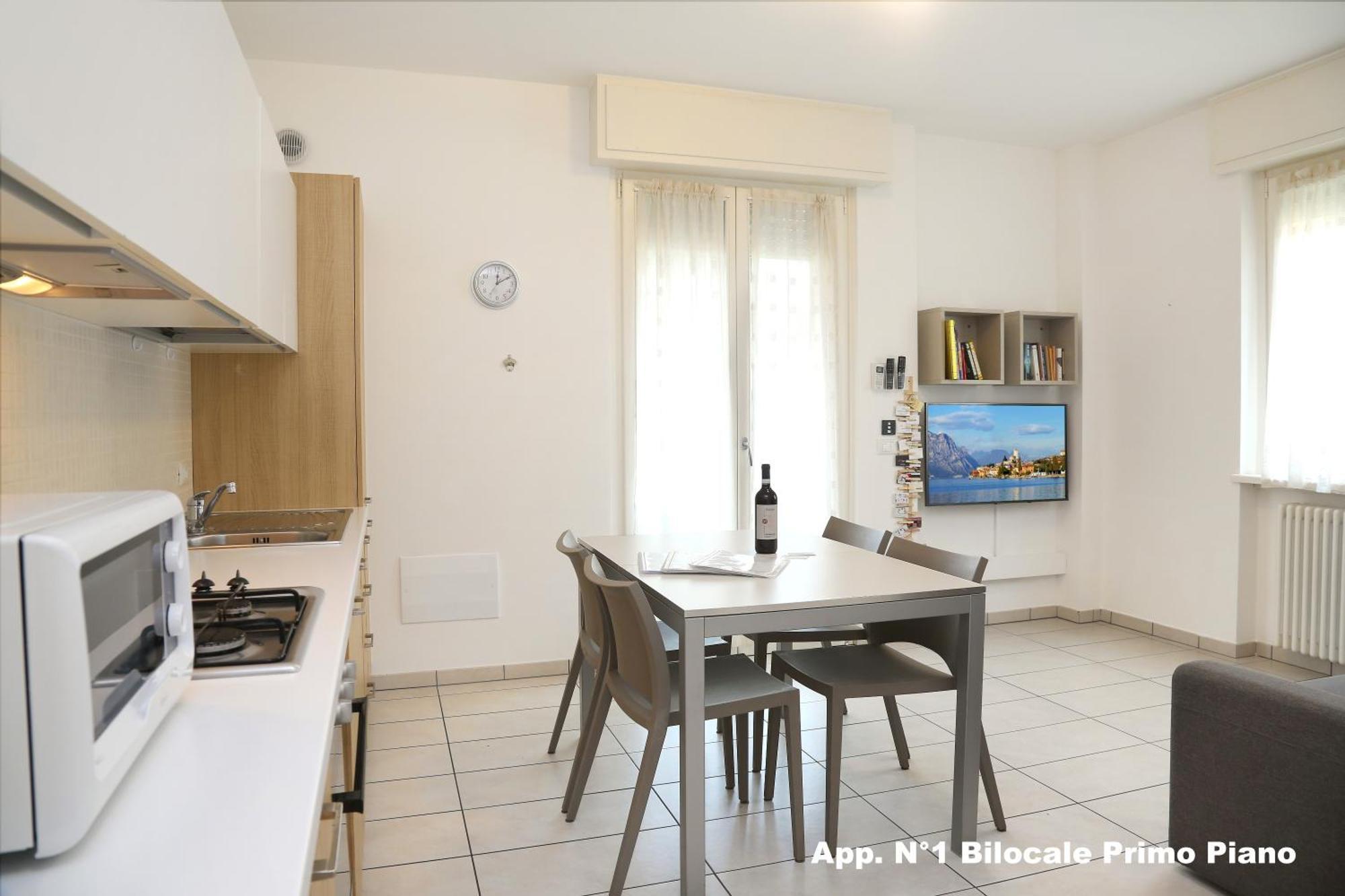 3V Apartments Бардолино Экстерьер фото